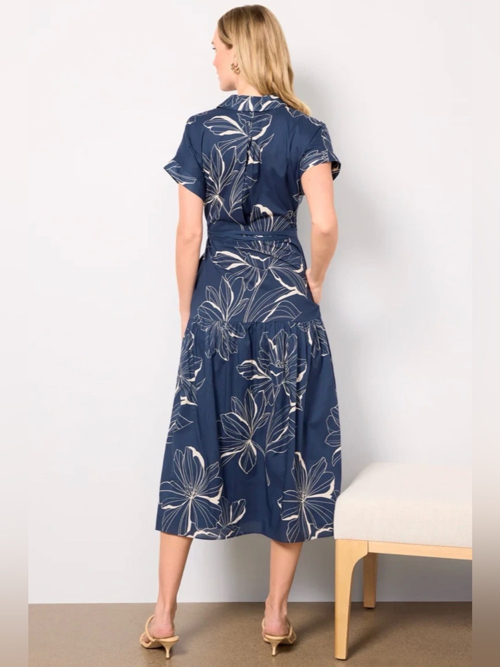 Hutch Rosen Wrap Dress Women Size L Navy Blue Floral Midi Tie Waist NWT - Picture 2 of 9